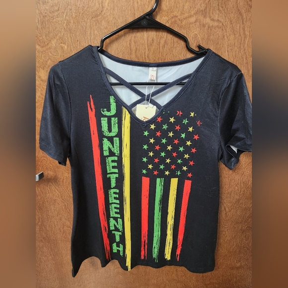 Vibrant Juneteenth Graphic Women's Tee - Picture 1 of 3